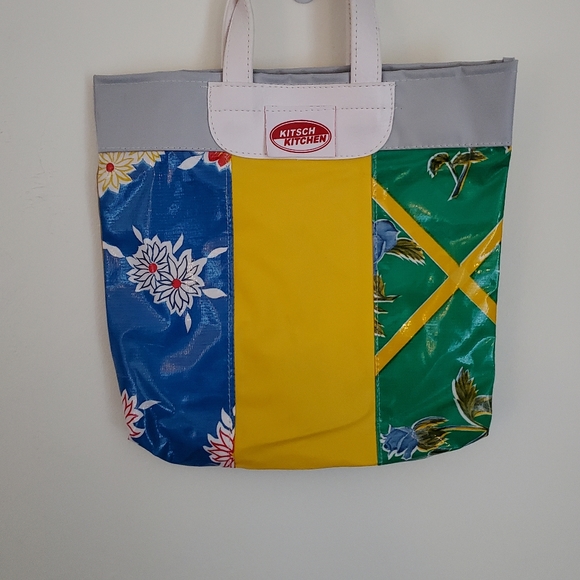 Kitsch Kitchen Colorful Retro Funky Floral Print Vinyl Tote - Picture 8 of 11